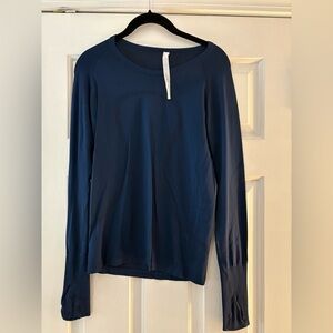 Look alike Swiftly tech top size 6